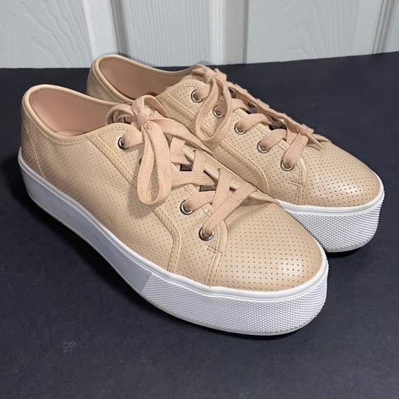 Steve Madden Shoes - Steve Madden Future Platform anude Sneakers